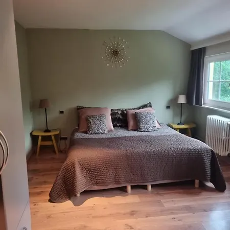 Bed and Breakfast Le Manoir De Morimont 4*