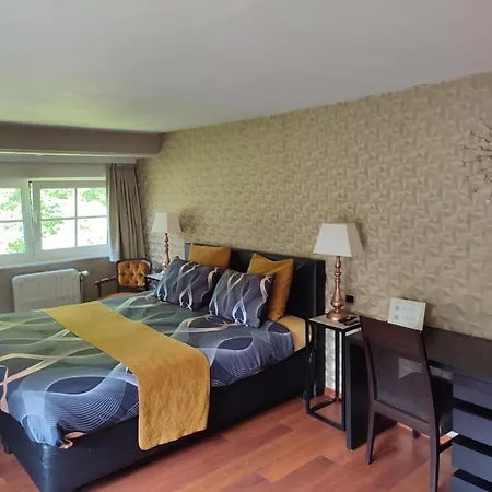 Le Manoir De Morimont Bed & Breakfast Céroux-Mousty