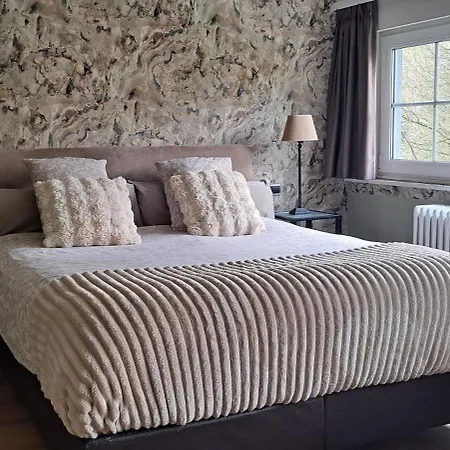Le Manoir De Morimont 3*