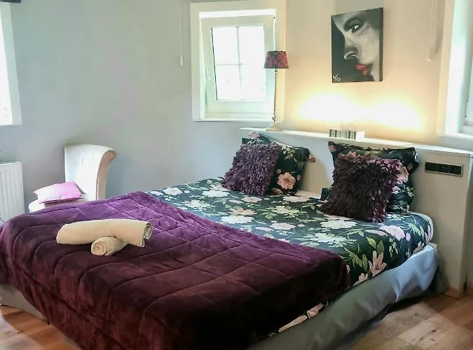 Le Manoir De Morimont Bed & Breakfast